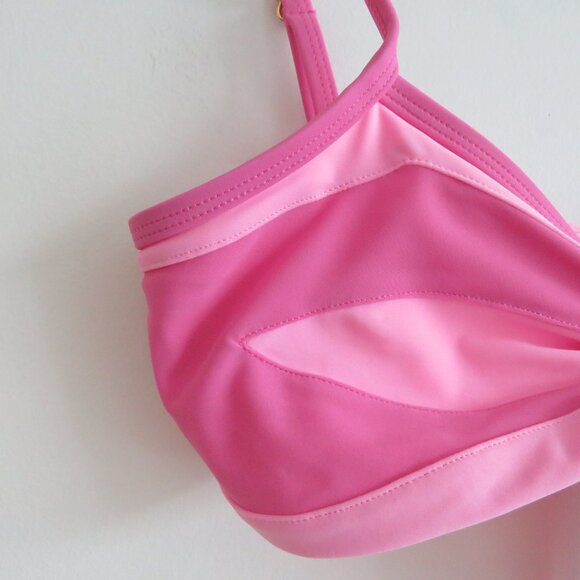 93 PLAY STREET Sophie Butterfly Bikini Top in Poppy Pink Feminine Y2K - Size M - Picture 4 of 13